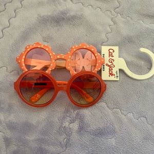 Lot of two baby sunglasses